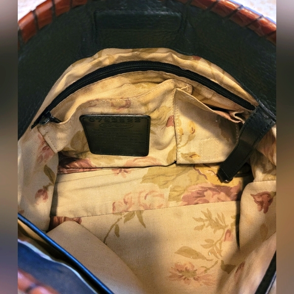 Vintage Brighton Pebbled Leather Shoulder Bag. Brown trim and hand1les. - Picture 11 of 13